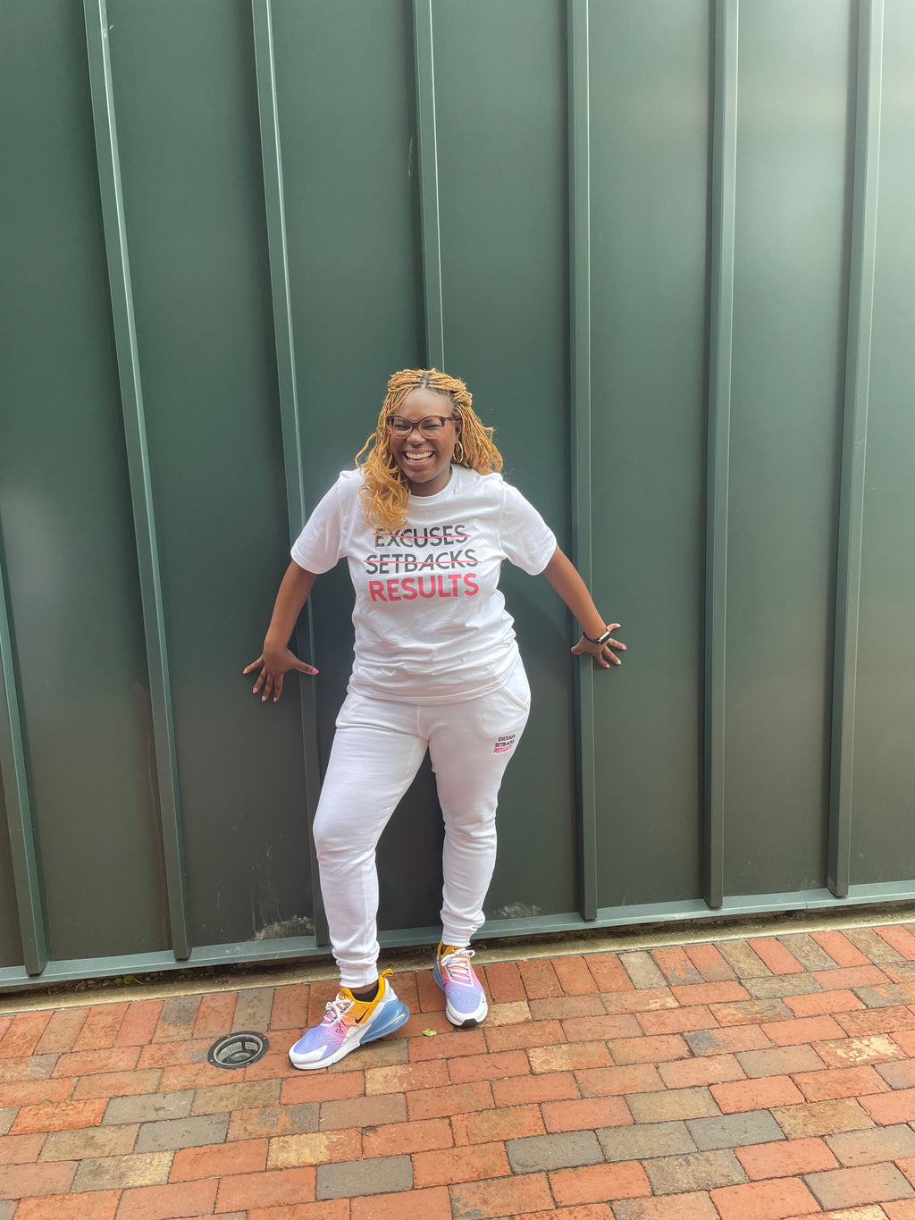 RESULTS T-Shirt: White & Pink